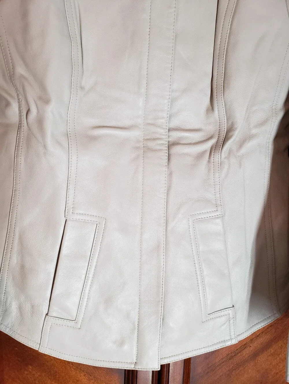 Vintage Bradley Bayou Genuine Leather Jacket - Cream/Bone White Size M (MINT)